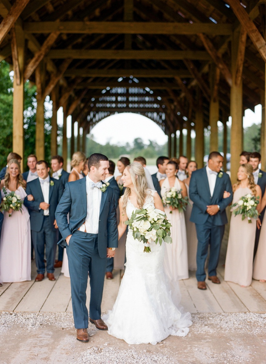 beautiful wedding at big sky barn by dana fernandez photography, film photography